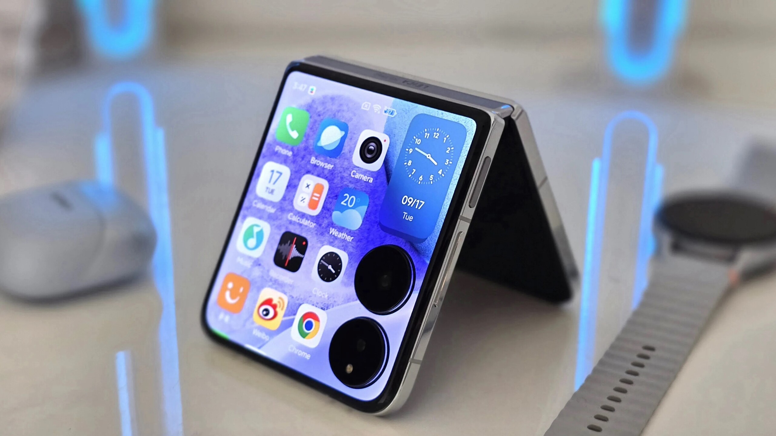 Unfolding the Future: The Xiaomi Mix Flip 2